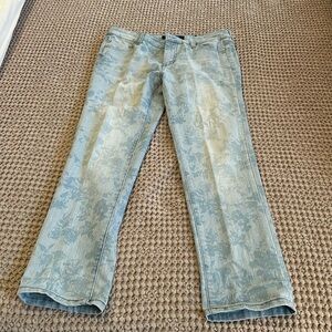 Liverpool Jean co.  Size 8 cropped jean with flower design pattern